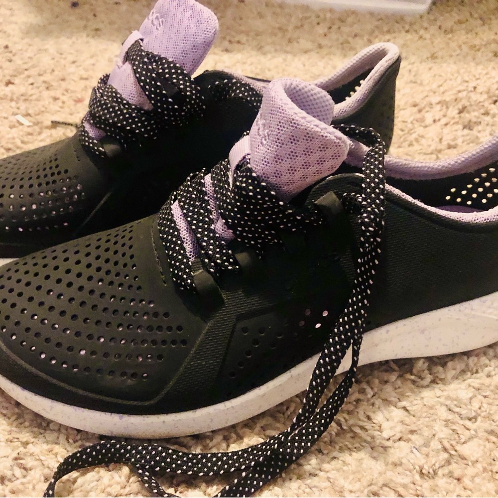 CROCS Black and Purple LiteRide Sneakers with Polka Dot Laces